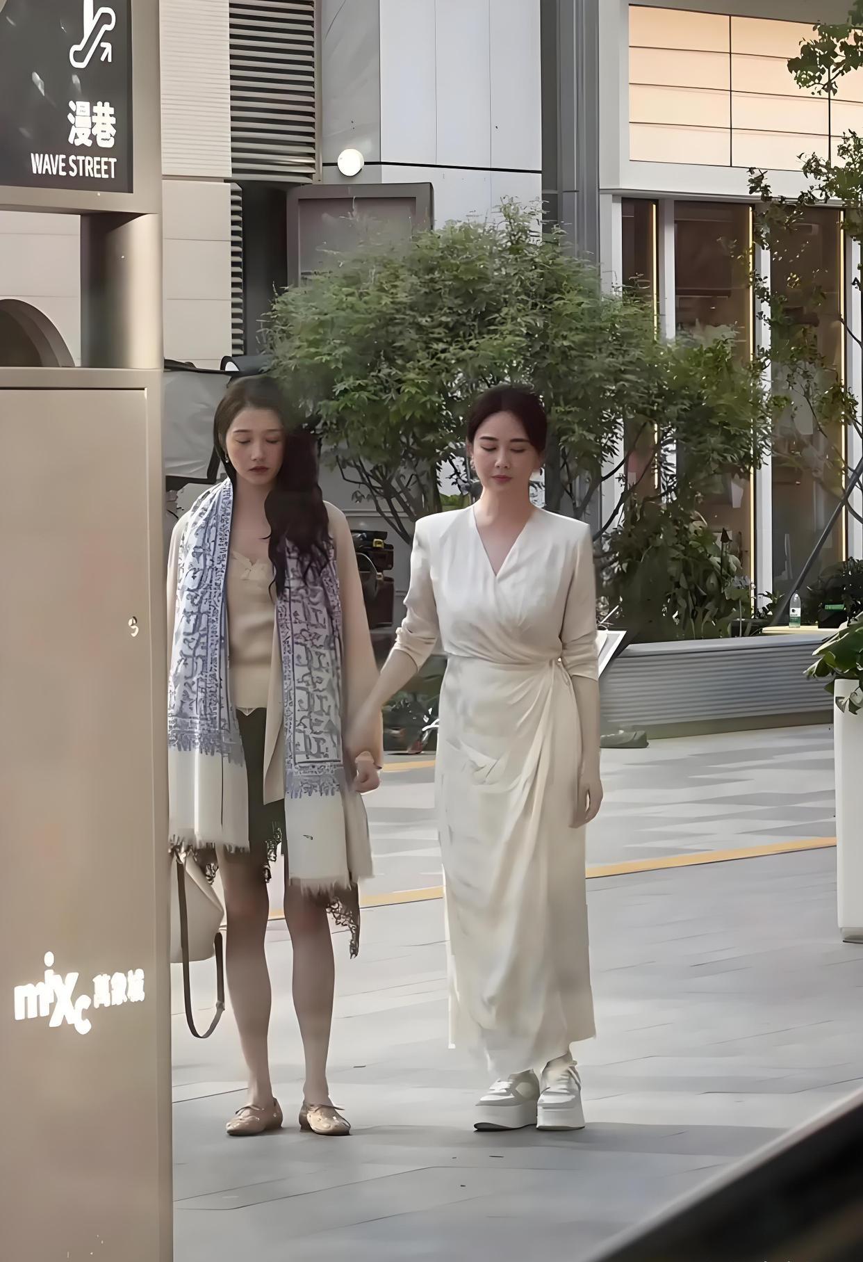 迄今为止，还没发现长得高的坏处。