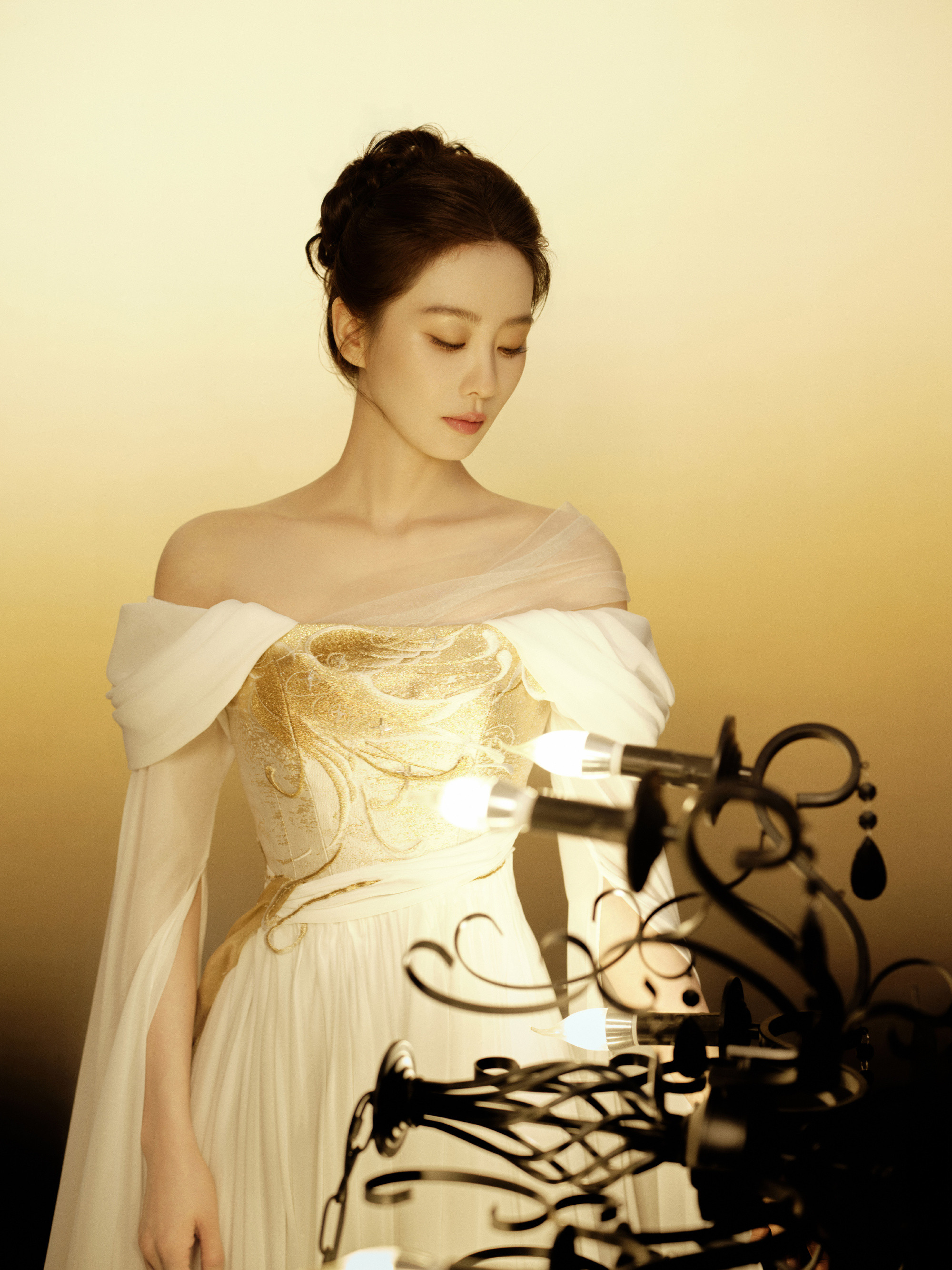 刘诗诗天坛女神恭喜刘诗诗荣获北京国际电影节天坛女神，造型出图，不愧是高雅圣洁的