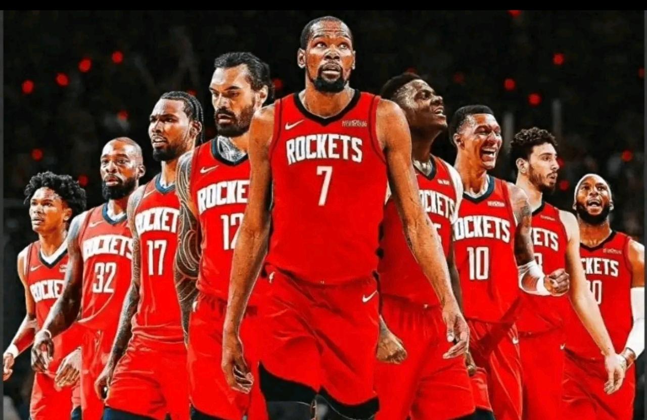 杜兰特其实可以打替补！两个原因1.杜兰特拿球进攻就停滞，一个人打4个人看，