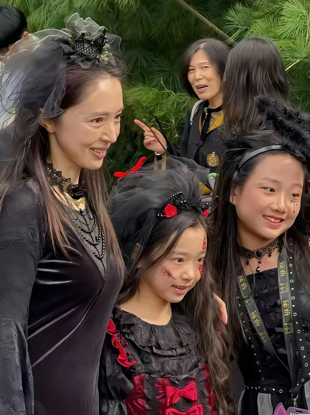 果然明星还是得看生图啊！