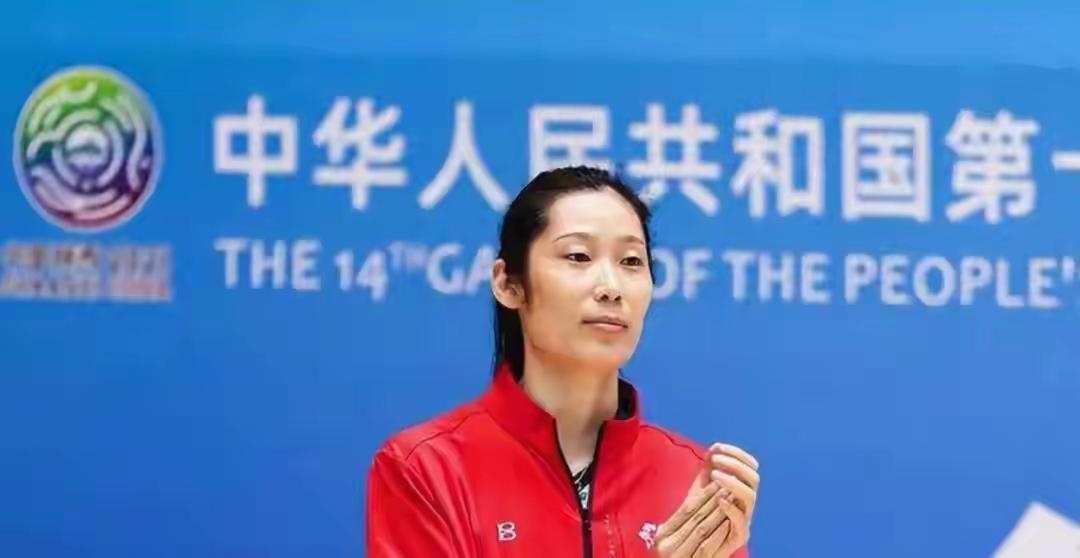 朱婷！终于有动静！将参加8月8日亚排联盛典颁奖！又一高光！今年暑期，朱婷拿到