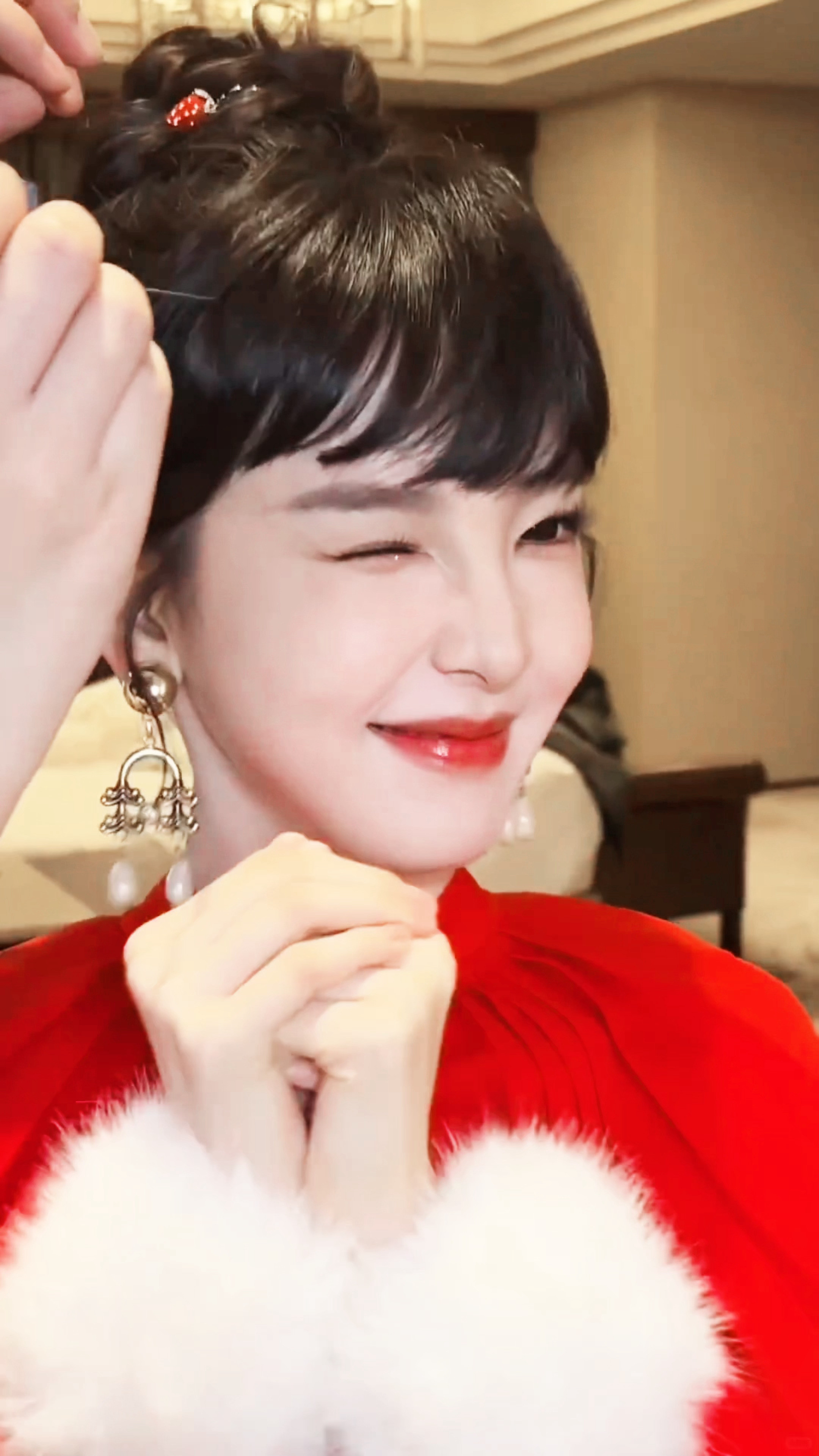 楠楠宝wink拜拜如此美萌😉🥰章若楠新年wink拜拜