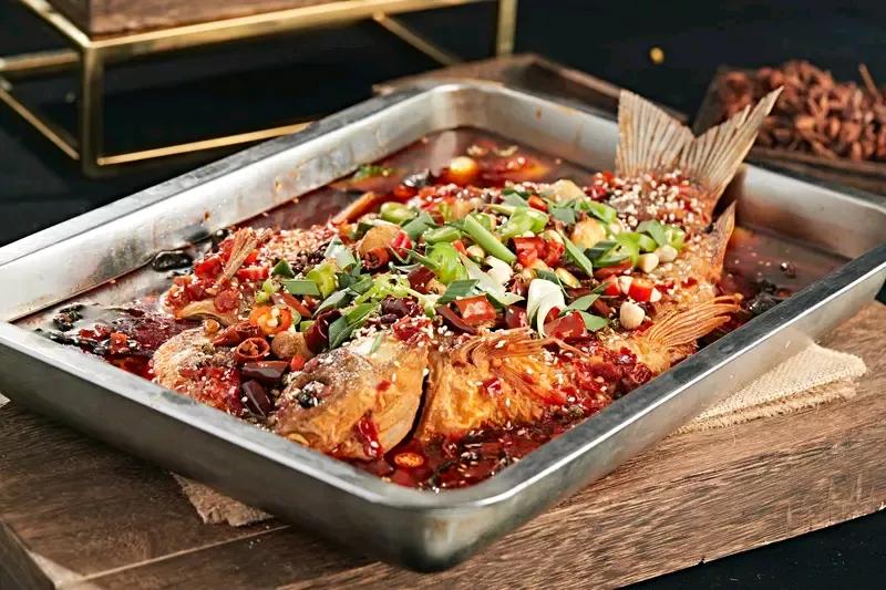 唐仁杰的颠勺大奖开锅啦，感觉这又会是美食界的一场狂欢！唐仁杰探店那可是相当有名，