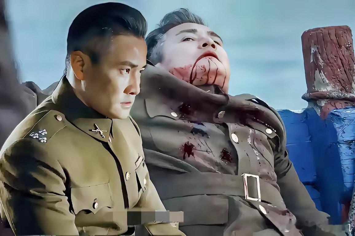 《沉默的荣耀》：老杜拉响炸弹时，怎么也没想到，自己的命会给仇人铺了路。​那声巨响