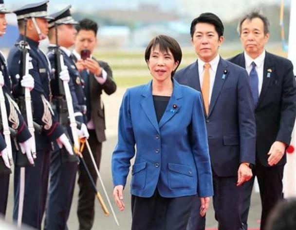 中国只要不让日本访华团访华，守往国门，一切与日本免谈，用不了很长时间，日本就能急