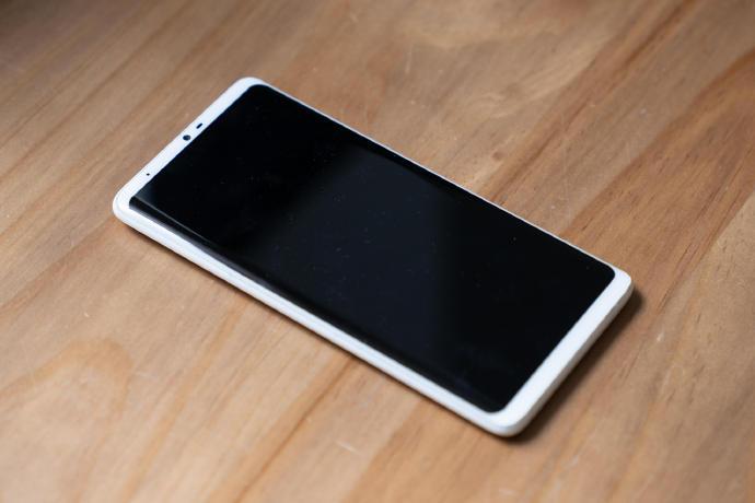 魅族Zero真的是无接口手机里的“超前勇士”！2019年就敢做全机身完全