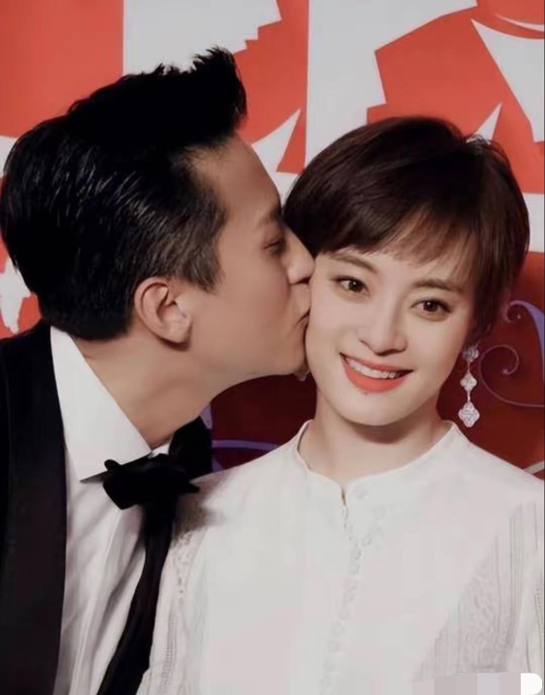 娱乐圈大瓜炸场！2月18日深夜，邓超孙俪直接冲上热搜顶流，全网都在嗑这对国民