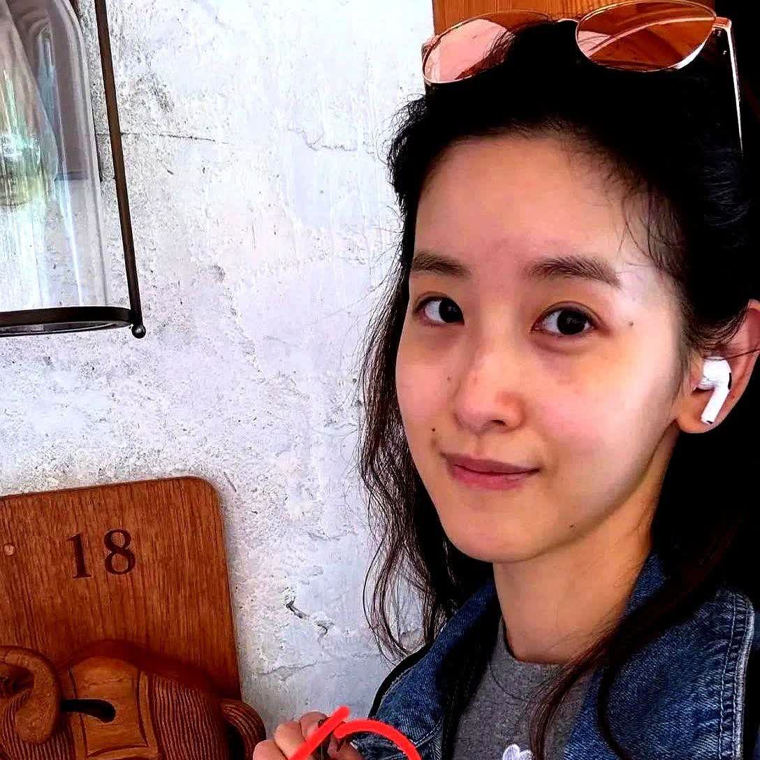 一觉醒来我有种强烈的预感章泽天去不丹，表面上是去旅游，实际上是去