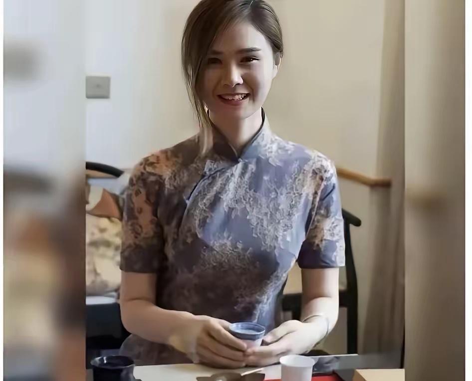 这两天连续刷到朱女士的消息觉得这个朱女士太可怜了本身患有癌症自己的枕边人却