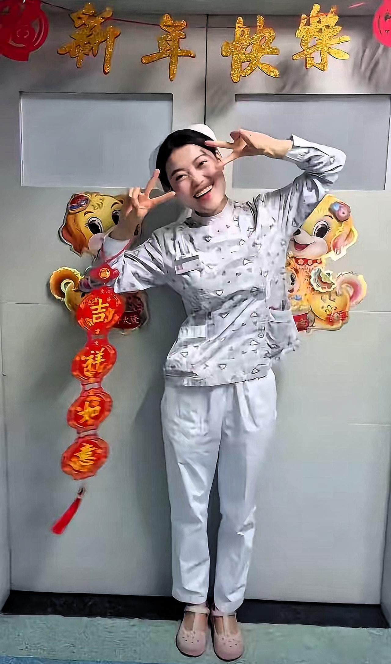 女护士董文卉的遭遇，看完真的让人窒息又心疼！4年给男友花58万，被家暴、拍不雅照