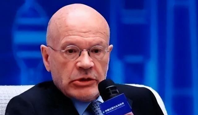 为什么西方国家都不喜欢中国？英国专家：中国有一个“老问题”最近这几个月，俄乌局