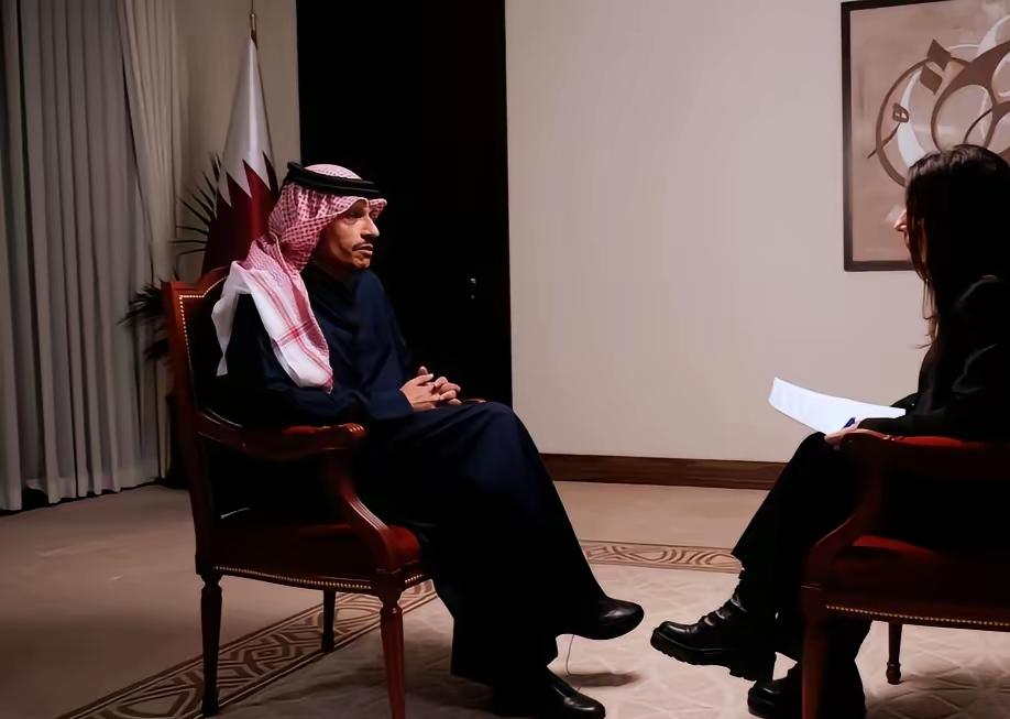 3月9日，卡塔尔首相兼外交大臣贾西姆·阿勒萨尼表示，伊朗袭击卡塔尔，“……战争一