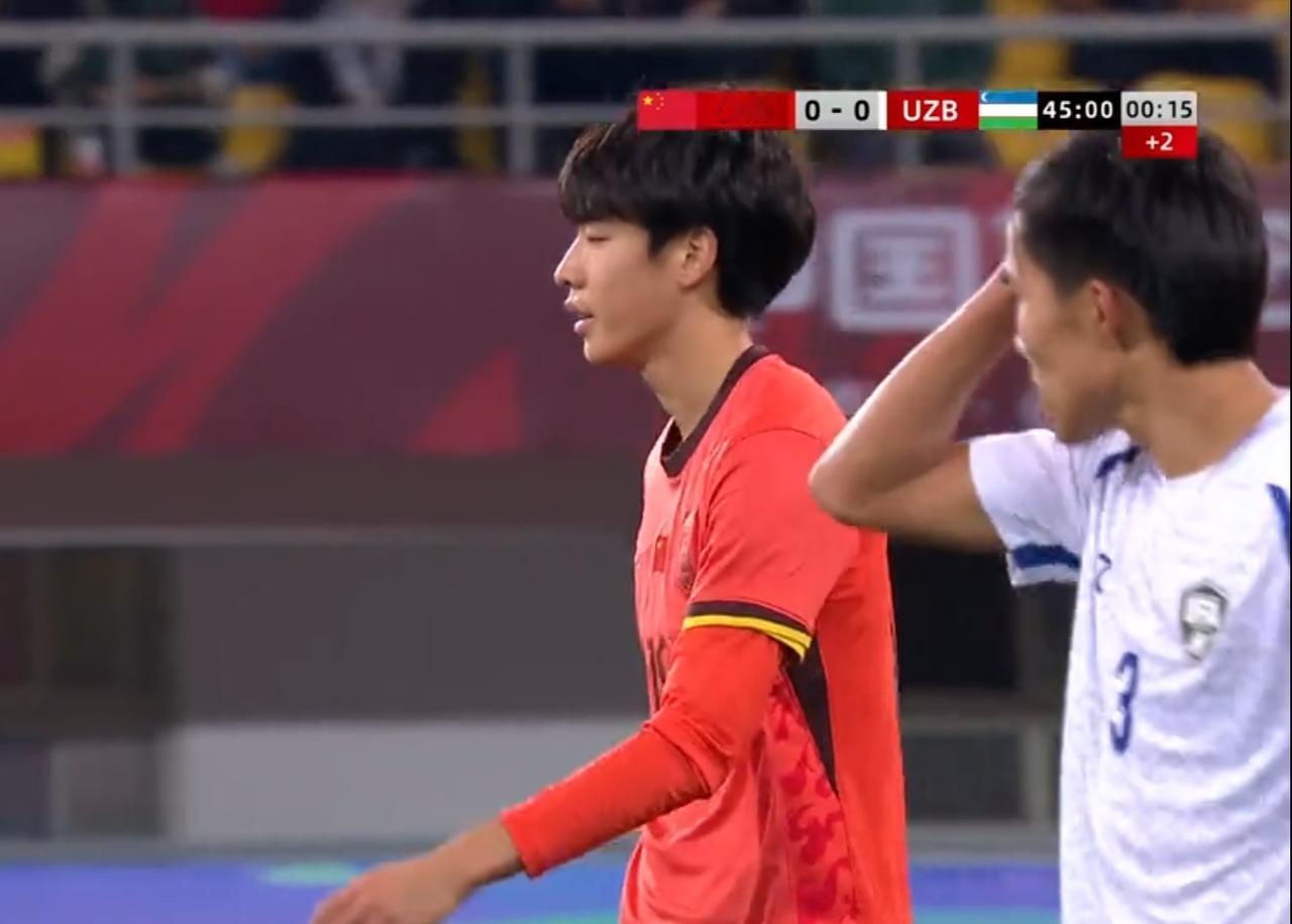 朱鹏宇因祸得福！刚刚落选U23亚洲杯23人大名单的前锋朱鹏宇，直接被邵佳一招进了