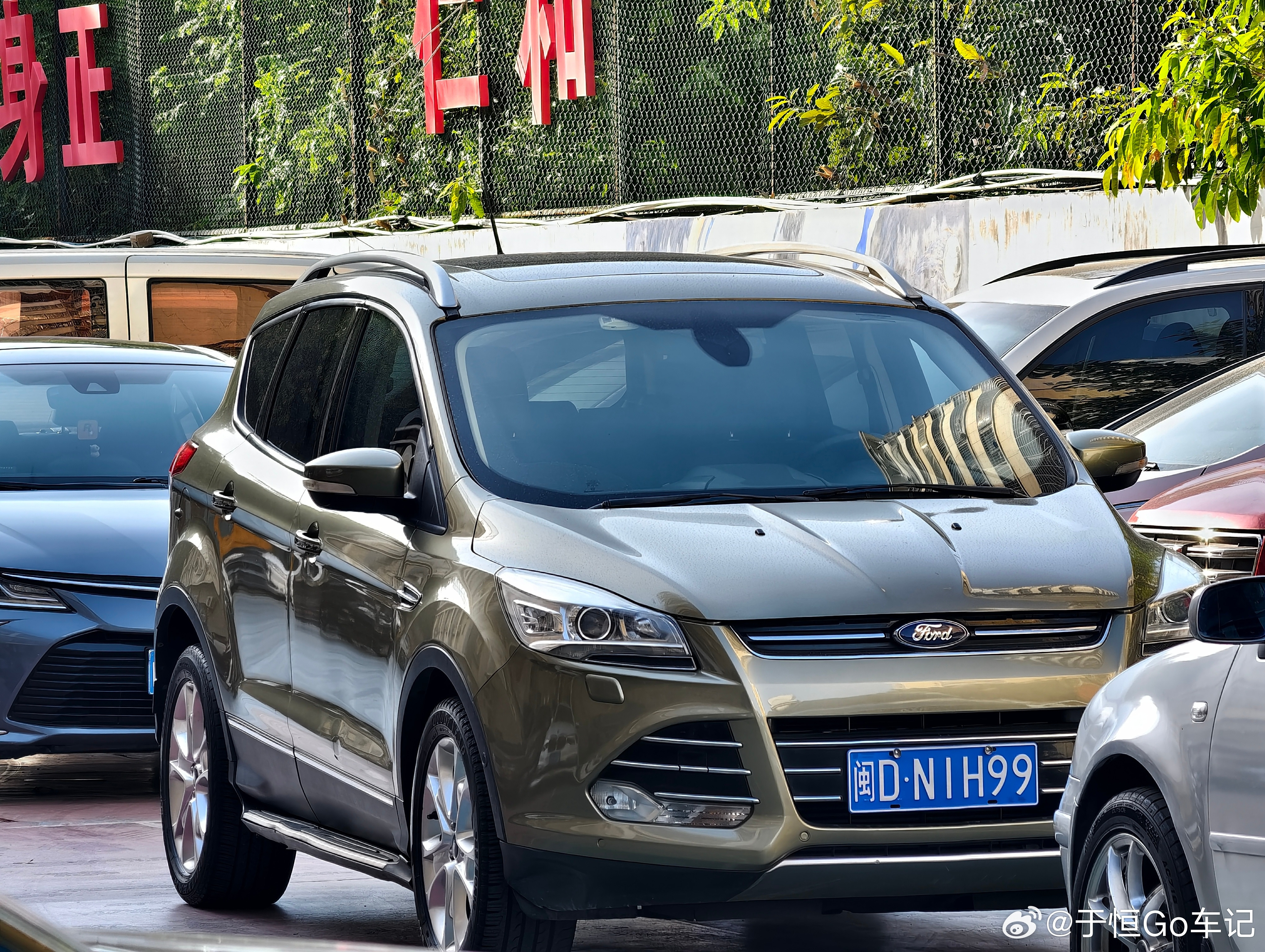 有个大哥来看翼虎看上了准备办理按揭大哥刚从澳洲回来[捂脸哭]身份证有，但是银行卡没