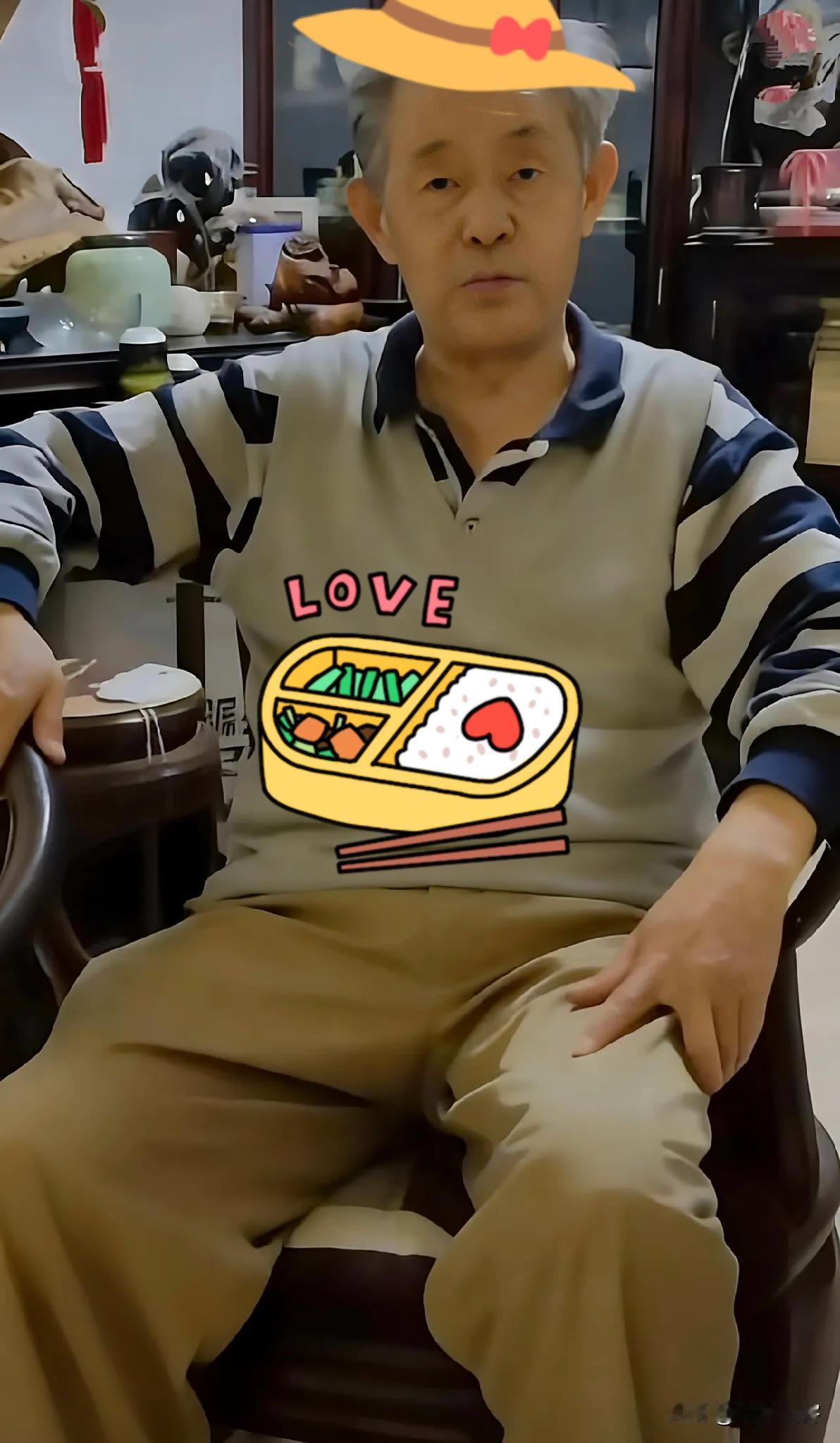 还挖吗？再挖承重墙都要倒！南京博物院前院长晒81岁居家照，本想感慨身体状况，