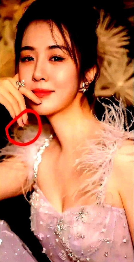 闪婚离婚冷战结婚，这是个啥？听说是俞灏明说了他和王晓晨的事。有在直播间问