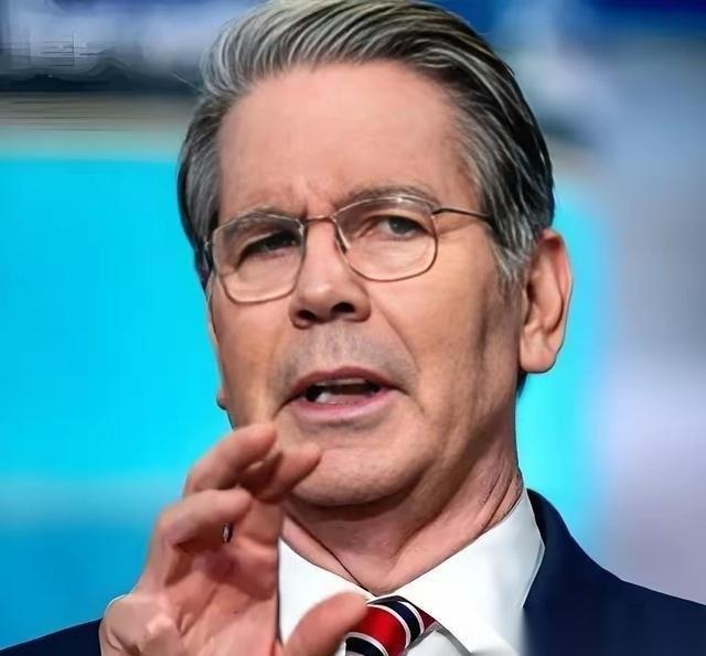 美国已经确认，世界可以让美国去称霸，但中国不在美国的世界范畴内。贝森特表示，中国