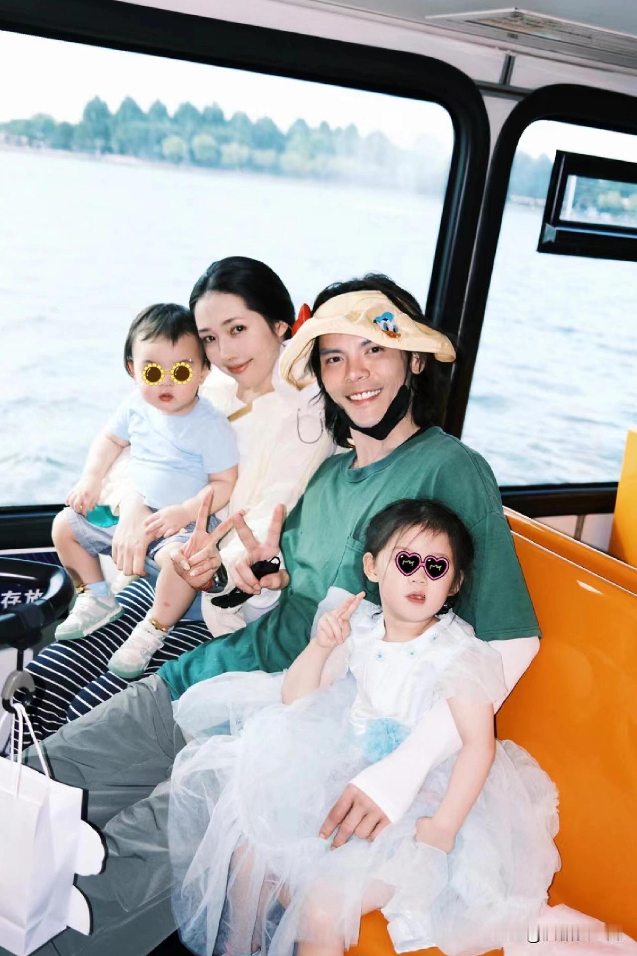 郭碧婷真的嫁对了向太说，教育小孩是父母的事，我们绝不会插手。这么拎得清的婆婆就