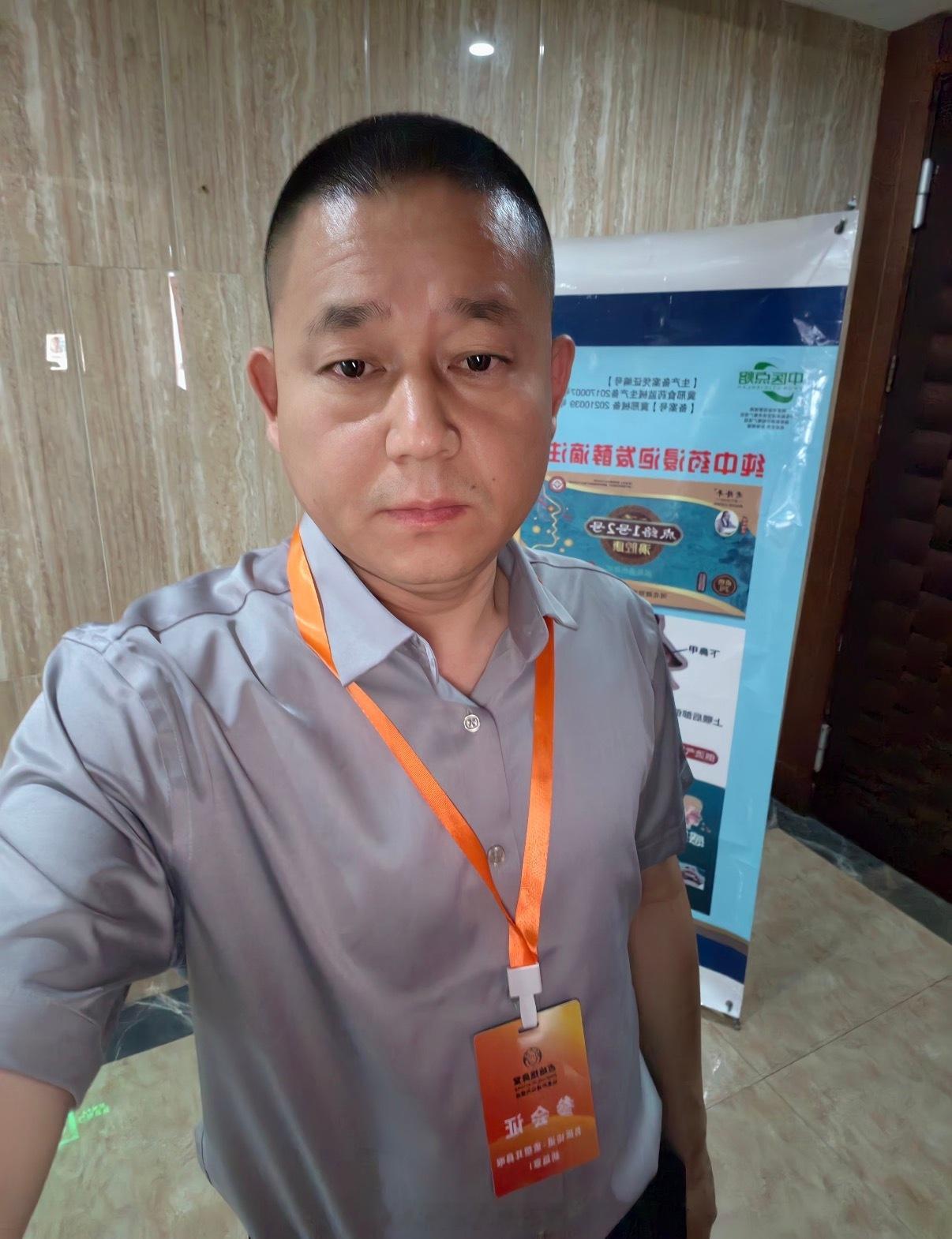 我有过墙梯！我服了，真的服了！ 星爷不愧是星爷，他早就留了一手，最近...