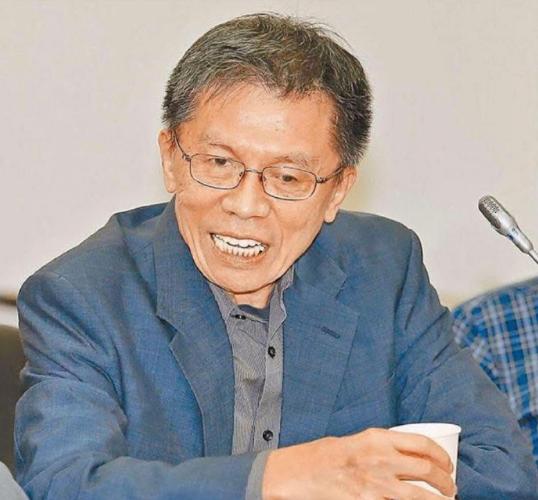 没有想到邱毅和沈富雄也因为金溥聪的事情吵起来了，原来邱毅和沈富雄两个人过去有很深