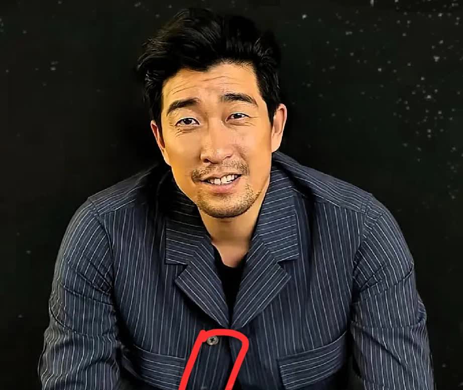 朱媛媛大学初恋不是辛柏青！那个让她情窦初开的，竟是被调侃“天生演老头”的王千源！