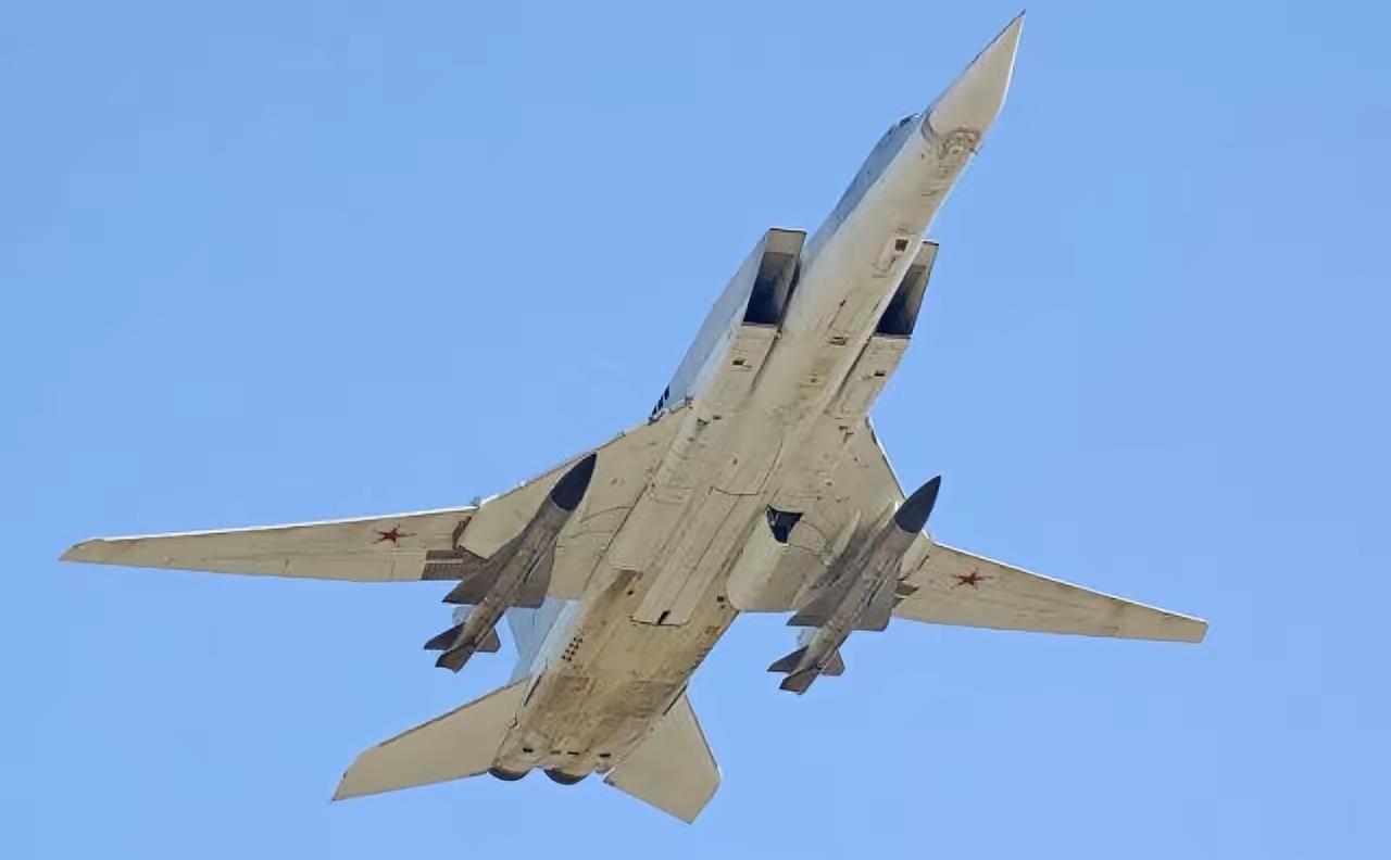 谁能想到，俄军居然被乌军按着打！之前大家都觉得俄乌冲突会一直僵持，毕竟俄军家大业