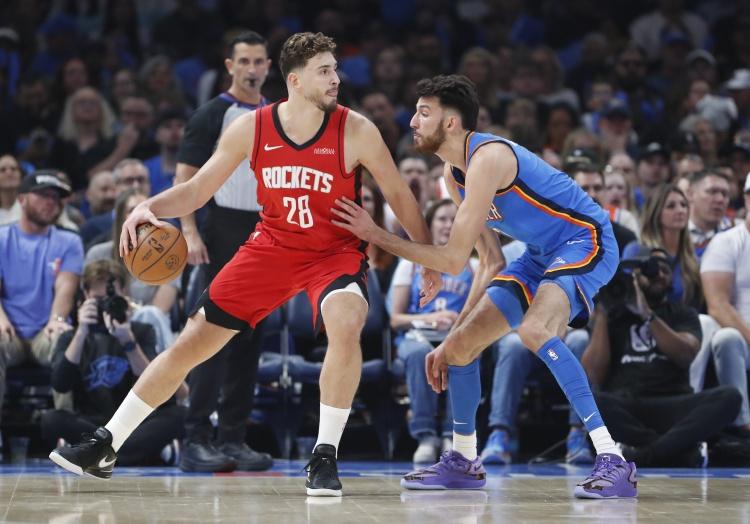 申京创造历史！火箭步入正轨这个时代终将是年轻人的！刚刚结束的焦点之战火箭128