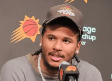 NBA常规赛，太阳115-102战胜快船。赛后，杰伦-格林接受了采访，谈到了球队