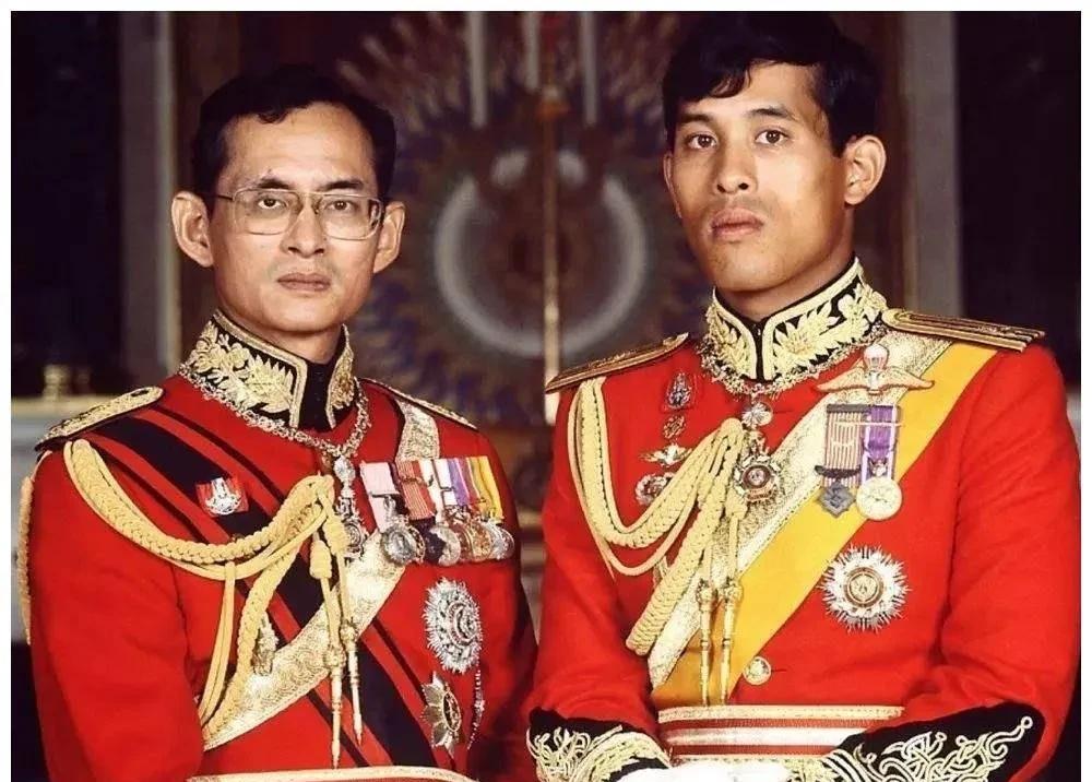 拉玛九世一定很后悔扶持玛哈当泰王，当时如果推诗琳通公主上台，就不会出现今天被柬埔