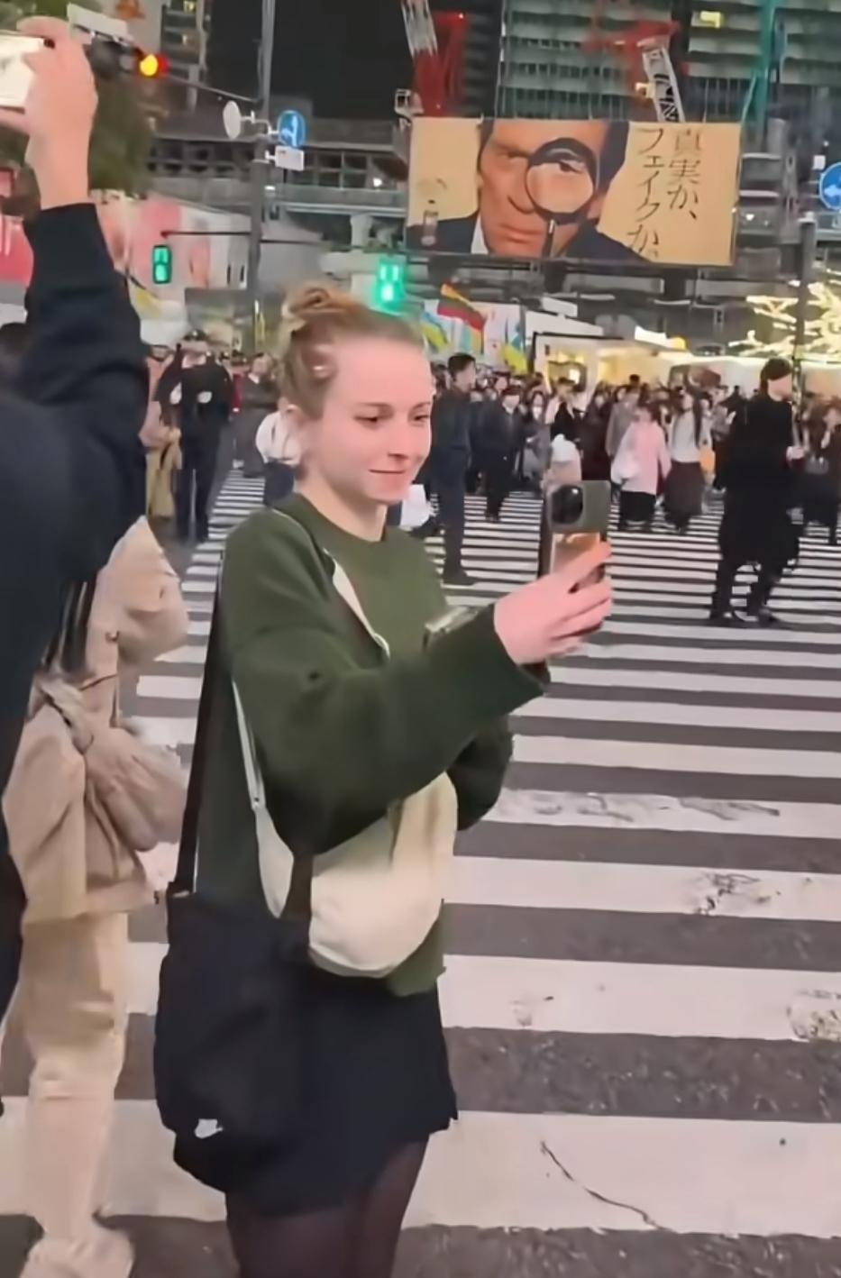 原来日本真的有“撞人族”！近日，一位妈妈分享了她的女儿在日本被人恶意撞飞的视频
