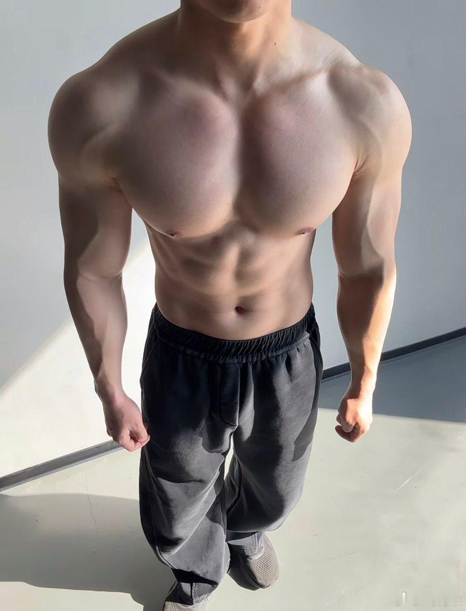 胸肌MaleModel肌肉男﻿pick好身材Gr9sgi1