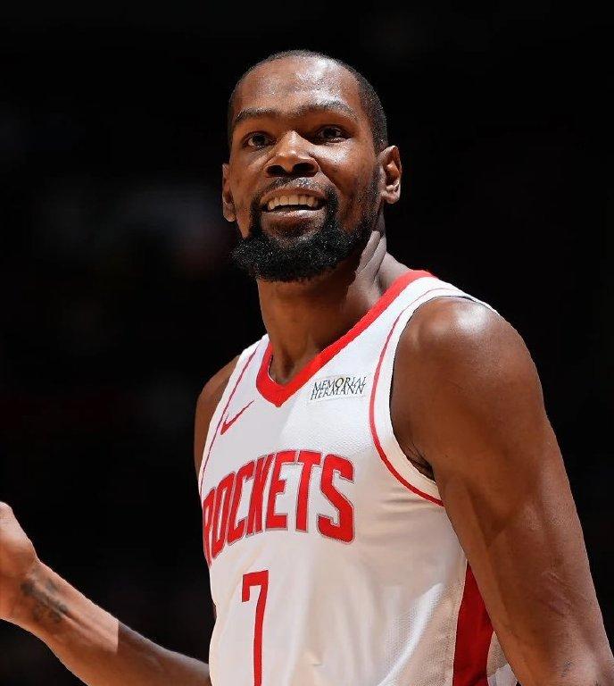 大杀器！37岁的杜兰特：场均25.4分，4.9篮板，4.3助攻，1.0盖帽