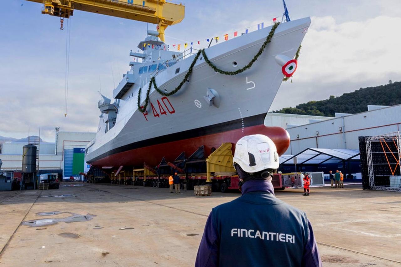 意大利芬坎蒂尼公司推出了其首款PPX型轻型巡防舰。其中四艘将为意大利海军生产。