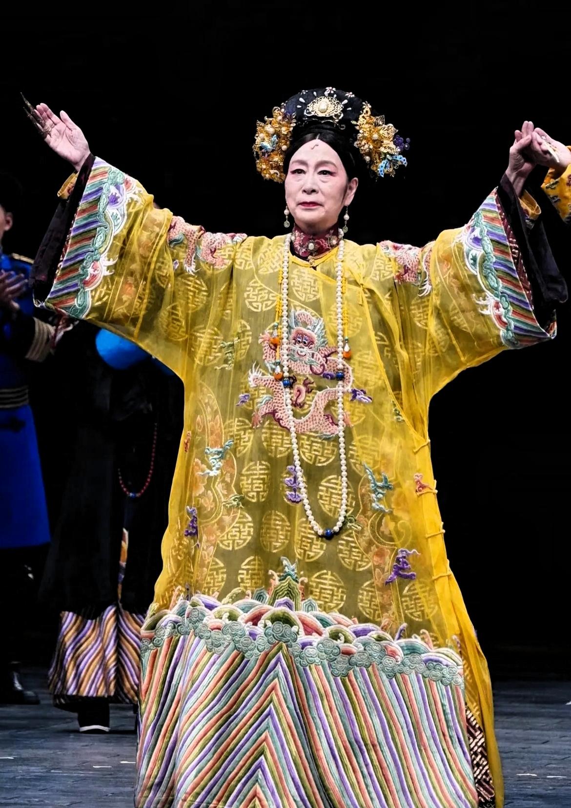 全网追着问了31年的奚男生父之谜，至今还是没个准信！但有件事已经板上钉钉，周