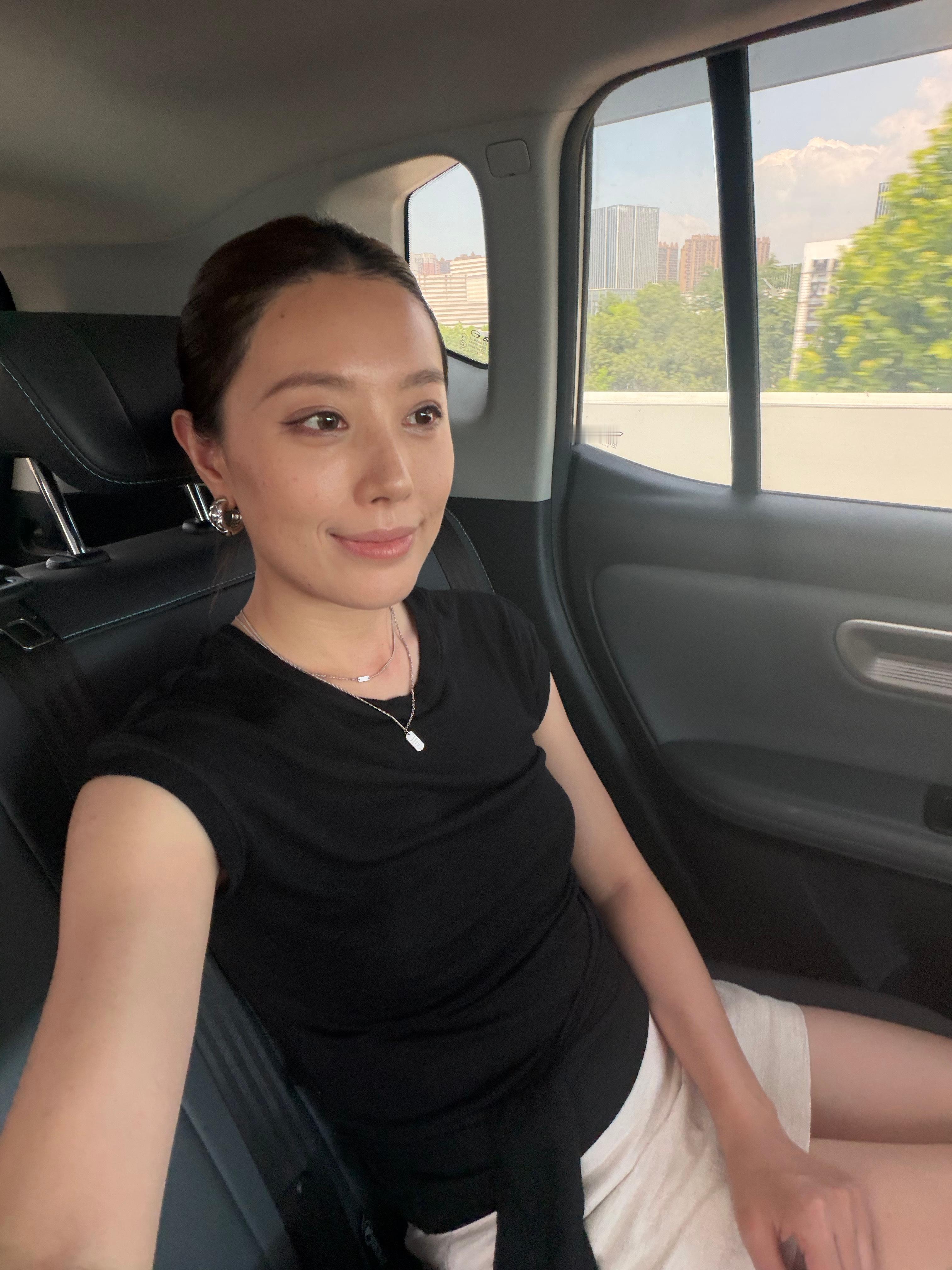 昨晚海力士在美上市，前期开盘指导价是176，我就挂的176，然后170