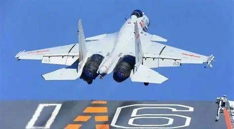 歼-15空战到底能不能完胜F-A-18？说句戳破滤镜的大实话：歼-1