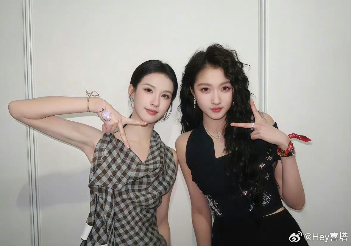 陈都灵吃到关晓彤的瓜会去求证哈哈哈真朋友的瓜是必须去求证的，我和我朋友也是这样，
