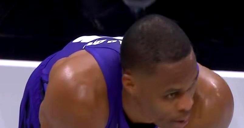 被数据模型判为“负资产”的威少，国王队却掏出500万中产合同？球迷圈直接炸锅——