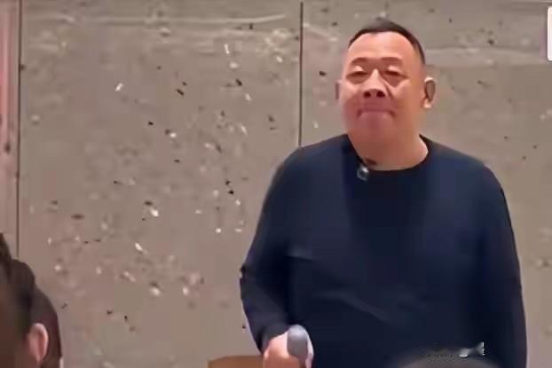 于东来力挺韩红，网友：“我是不是看错人了？”老于为何要力挺韩红，认为其所作所为