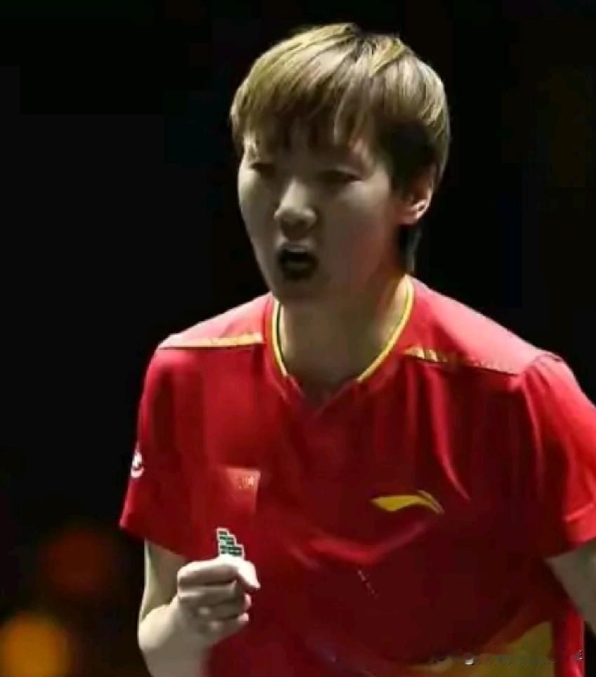 作夜看了两场香港总决赛比赛，精心动魄，精彩绝伦。没想到在混合团体世界杯上，