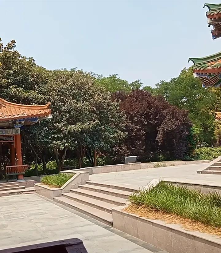 柴桑大姐现在直播，都是摆事实讲道理，拿着录屏来分析！今天拿出来的是有关正义主播