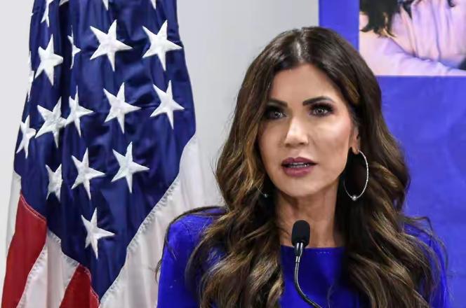 美国国土安全部长到底是被解职了！事实说明，工作中闯了祸，千万别拉上老板。 国