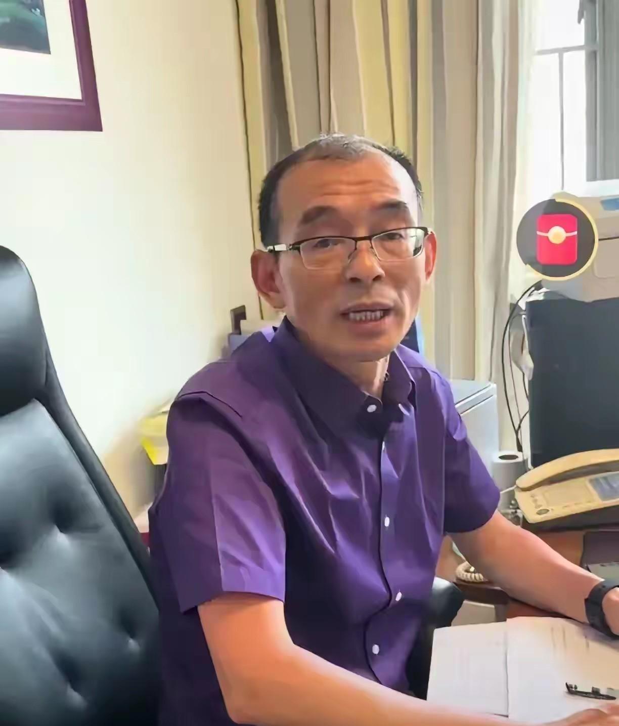 谢岳也要出来带货了！全家最会演戏的人是谢岳，他早就按耐不住想带货了。谢岳最近频