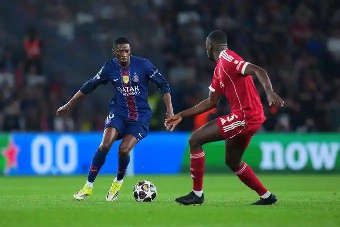 巴黎打的非常给力，都感觉能够5：0了，却只进了2个球，巴黎全场挥霍了多少的机会，