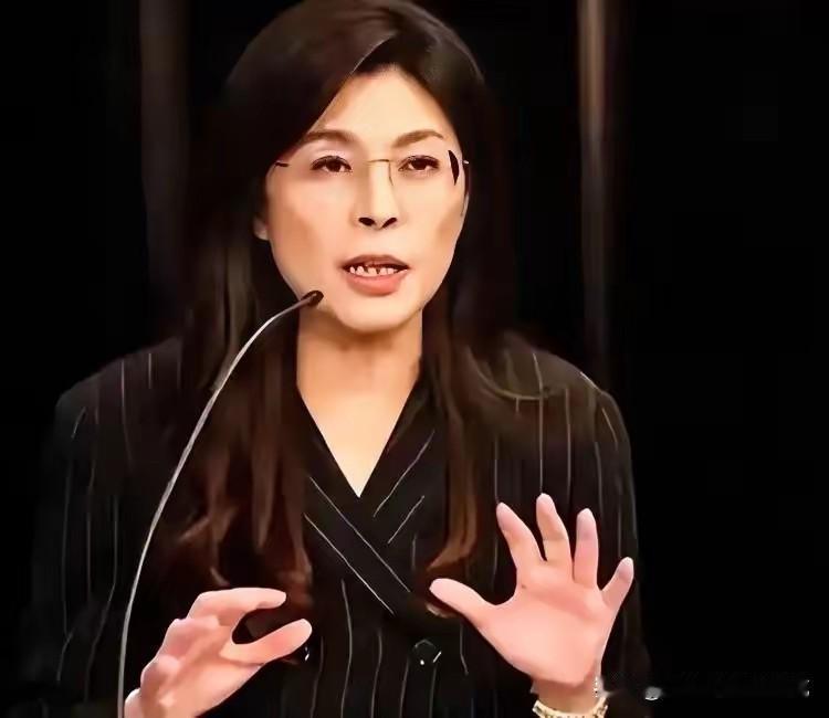 不谈统一，就别谈和解。不谈统一，就别谈和平。要谈统一，就谈一国两制。要谈统