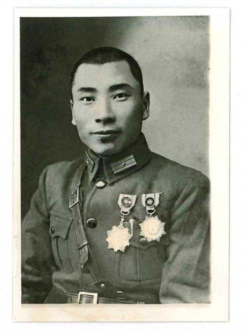 王仲廉因救援整编第66师不力要被枪决，老领导汤恩伯奔走营救，蒋介石对此十分生气，