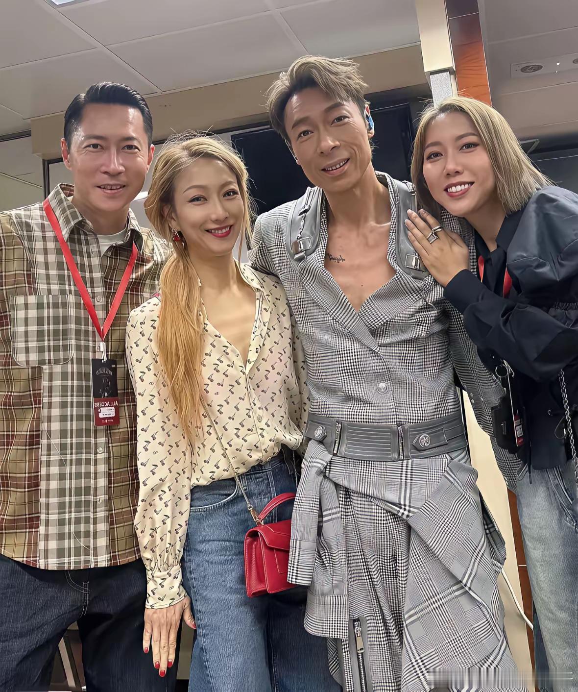 郑秀文医美，到差点不认识了！！！​​​