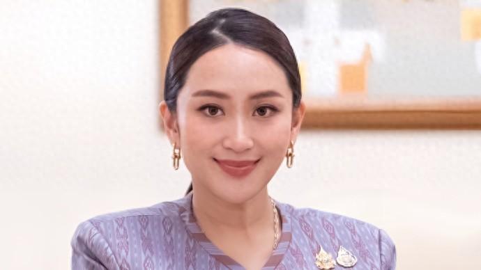洪玛奈即将登上北京93阅兵主席台，如果佩通坦缺席，泰国就会比柬埔寨低一头 泰