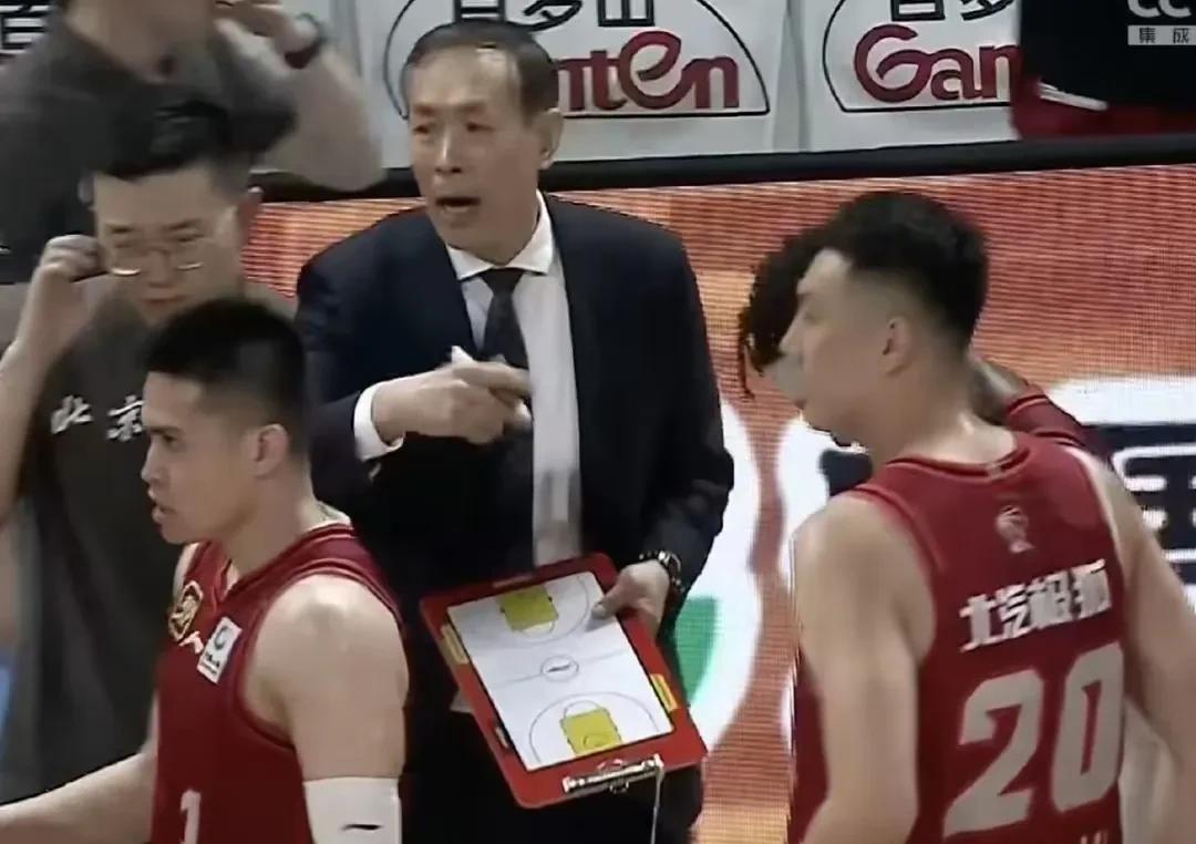 CBA总决赛时间改动可太有意思了。首钢和广厦一路杀进总决赛都不容易。首钢收获3大