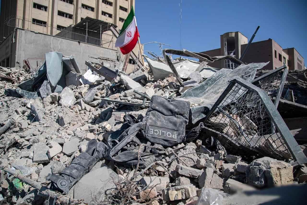 立陶宛喊着要出兵，美国真打伊朗，欧洲却悄悄往后缩3月3号，立陶宛总统的外交顾